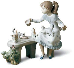 Amazon.com: Lladro Figurine, 6109 Meal Time, Girl Playing with